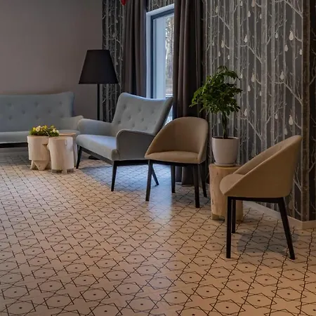 Odpocznia I Hotel *