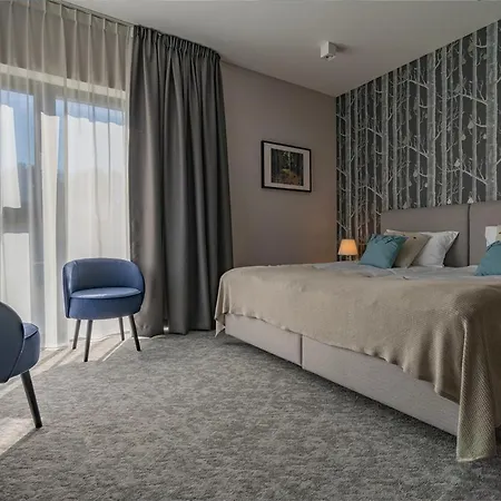 Odpocznia I Hotel *